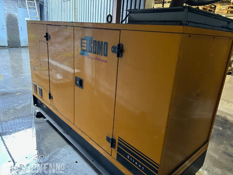 SDMO 80 kVa aggregat - Construction equipment: picture 1 SDMO 80 kVa aggregat - Construction equipment: picture 1