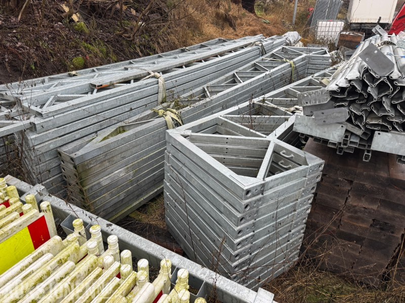 Stålhall 450 m² – demontert lagerhall med duk, klar for opplasting - Construction equipment: picture 2 Stålhall 450 m² – demontert lagerhall med duk, klar for opplasting - Construction equipment: picture 2