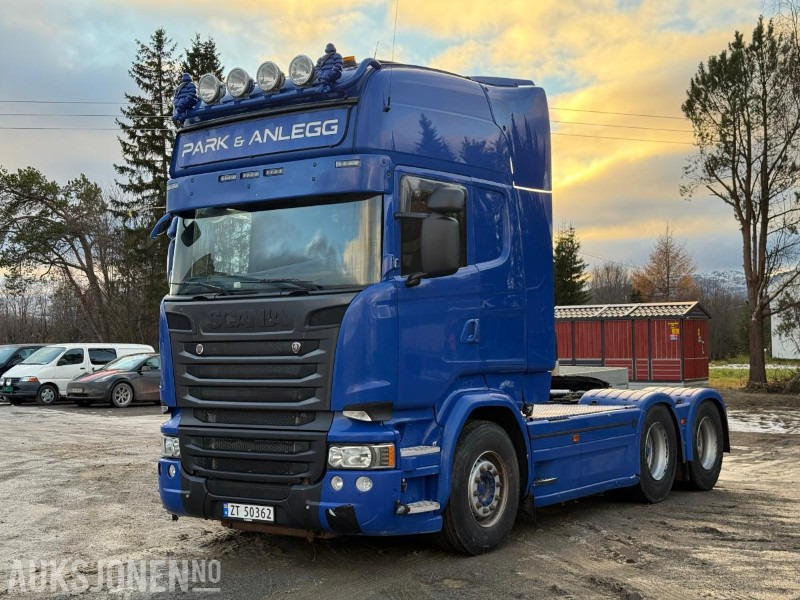 2015 Scania R-serie 6x4 Påkostet - Brøyterigget - Tipphydraulikk - Sprederhydraulikk - 675 643km - Tractor unit: picture 1 2015 Scania R-serie 6x4 Påkostet - Brøyterigget - Tipphydraulikk - Sprederhydraulikk - 675 643km - Tractor unit: picture 1
