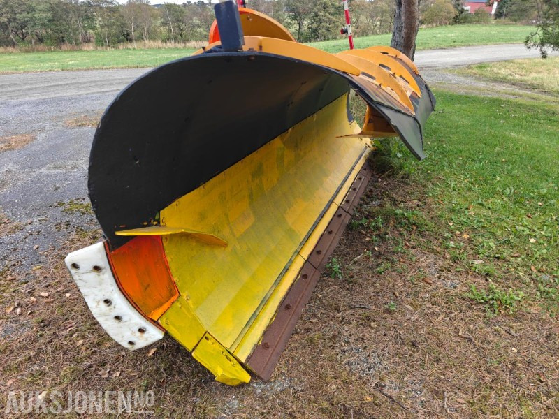 2013 Meiren MSP3703 LH - Snøplog med slapseskjær og parallellogram - Truck: picture 3 2013 Meiren MSP3703 LH - Snøplog med slapseskjær og parallellogram - Truck: picture 3