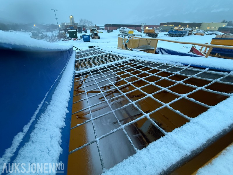 2018 Schmidt Stratos B120-42 VCLN-490 Lava spreder på krokramme. - Truck: picture 3 2018 Schmidt Stratos B120-42 VCLN-490 Lava spreder på krokramme. - Truck: picture 3