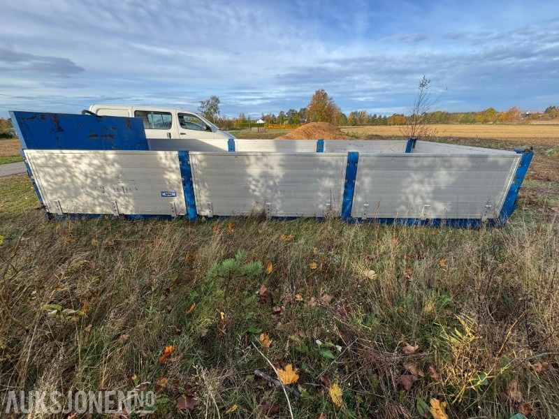 Sisu Lemflak / krokløftcontainer luftbaklem – strølem følger med - Truck: picture 5 Sisu Lemflak / krokløftcontainer luftbaklem – strølem følger med - Truck: picture 5