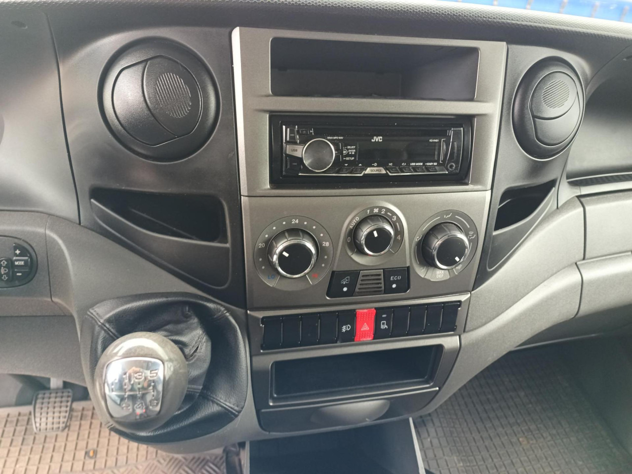 IVECO Daily nicht vorhanden - Box van: picture 5 IVECO Daily nicht vorhanden - Box van: picture 5