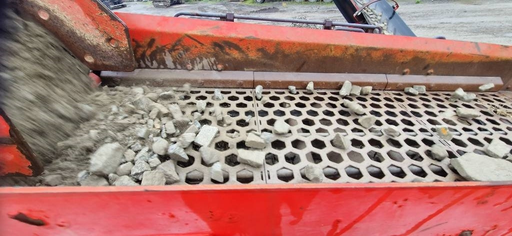 Sandvik QE 241 - Screener: picture 3 Sandvik QE 241 - Screener: picture 3