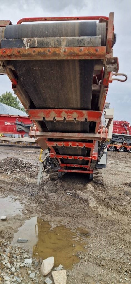 Mobile crusher Sandvik QJ 241: picture 9