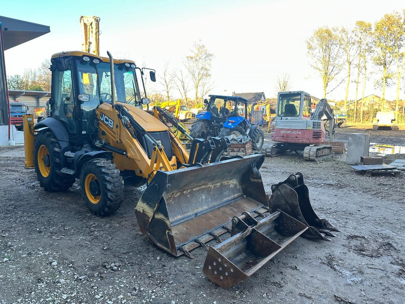 JCB 3CX 14 Excellent condition - LOW Hours - 3 digging buckets - Backhoe loader: picture 2 JCB 3CX 14 Excellent condition - LOW Hours - 3 digging buckets - Backhoe loader: picture 2