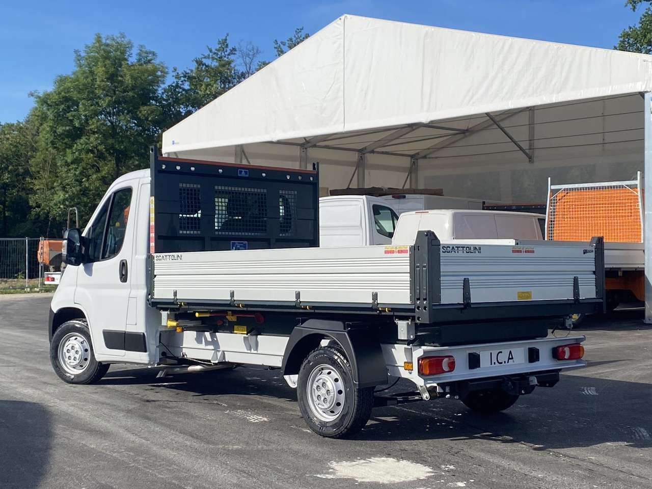 Tipper van CITROEN ALTES MODELL JUMPER L3 1+2 165PS | SCATTOLINI DREISEITENKIPPER: picture 8