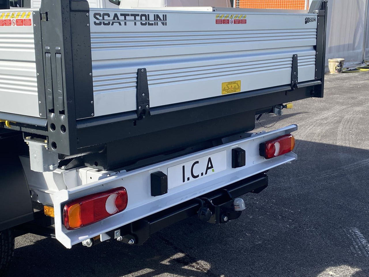 Tipper van CITROEN ALTES MODELL JUMPER L3 1+2 165PS | SCATTOLINI DREISEITENKIPPER: picture 9