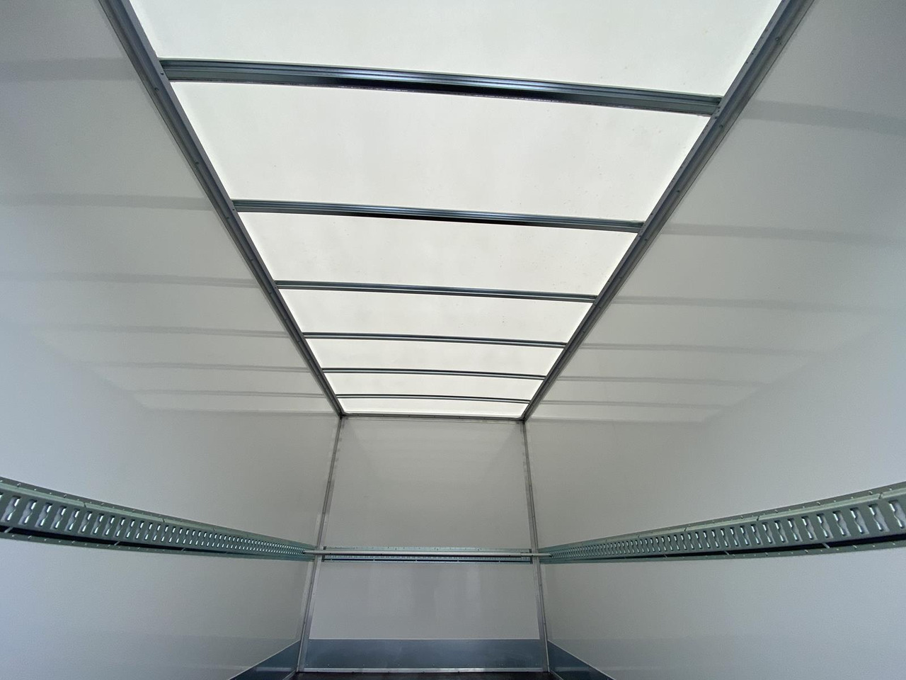Box van FIAT DUCATO L4 1+2, 180PS, 2.2L | ALU-BOX 4200mm + LADERAMPE + LAGER: picture 15