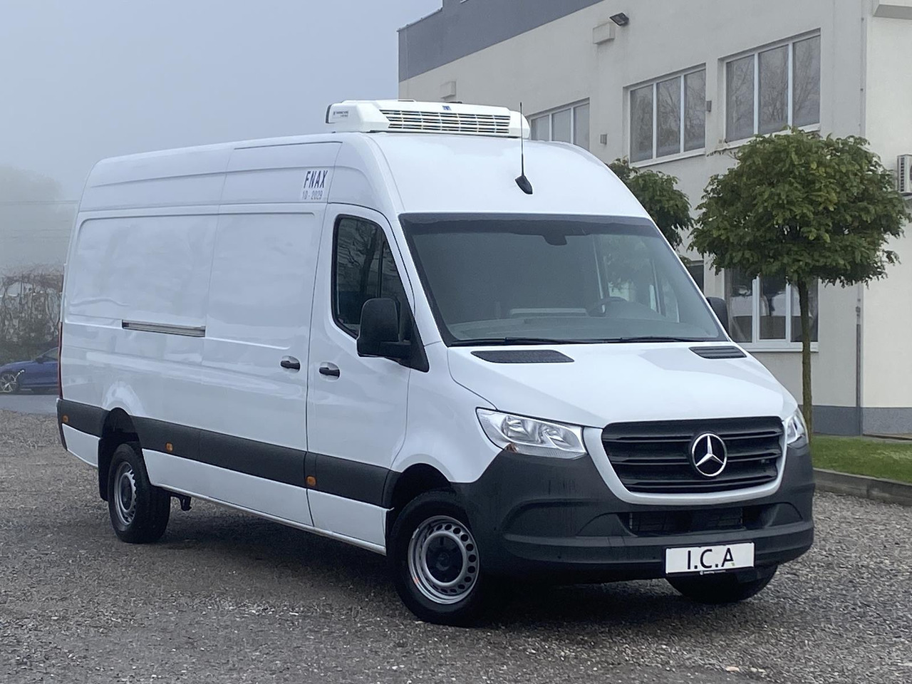 MERCEDES-BENZ SPRINTER 317 CDI L4H3 170PS AUTOMATIK FRISCHDIENST + KONVEKTA FK 3022 12-220V - Refrigerated van: picture 3 MERCEDES-BENZ SPRINTER 317 CDI L4H3 170PS AUTOMATIK FRISCHDIENST + KONVEKTA FK 3022 12-220V - Refrigerated van: picture 3