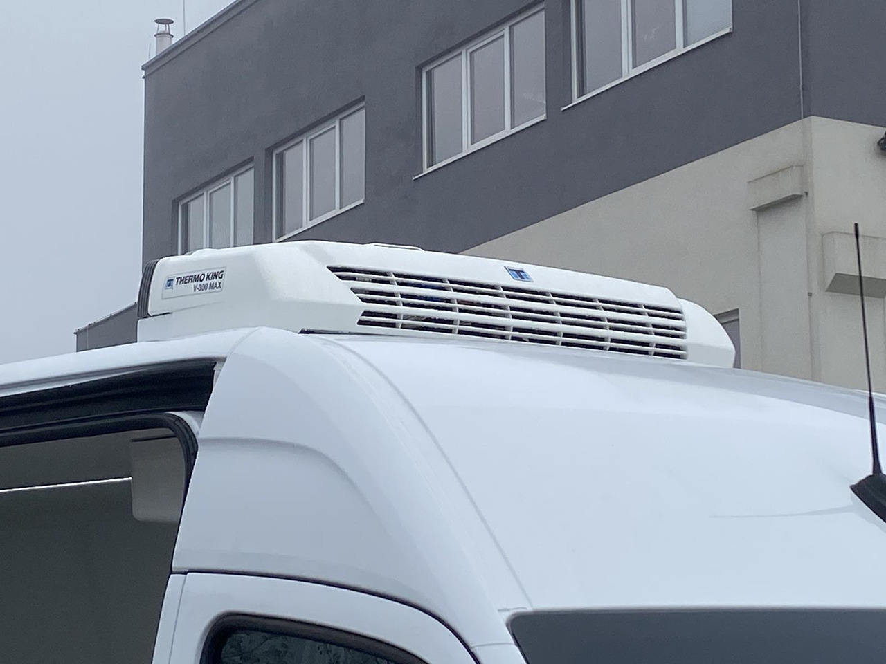 MERCEDES-BENZ SPRINTER 317 CDI L4H3 170PS AUTOMATIK FRISCHDIENST + KONVEKTA FK 3022 12-220V - Refrigerated van: picture 5 MERCEDES-BENZ SPRINTER 317 CDI L4H3 170PS AUTOMATIK FRISCHDIENST + KONVEKTA FK 3022 12-220V - Refrigerated van: picture 5