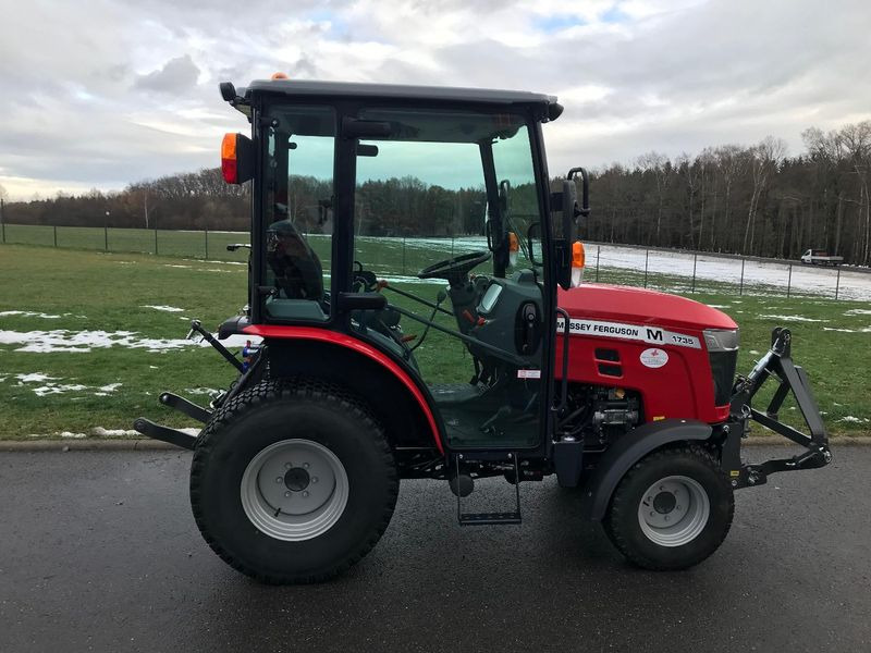 Massey Ferguson MF 1735 M HC - Compact tractor: picture 2 Massey Ferguson MF 1735 M HC - Compact tractor: picture 2