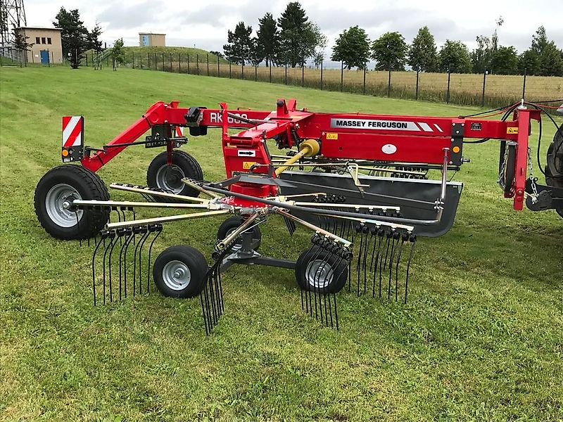 Massey Ferguson MF RK 662 TRC / Fella JURAS 671 - Tedder/ Rake: picture 1 Massey Ferguson MF RK 662 TRC / Fella JURAS 671 - Tedder/ Rake: picture 1