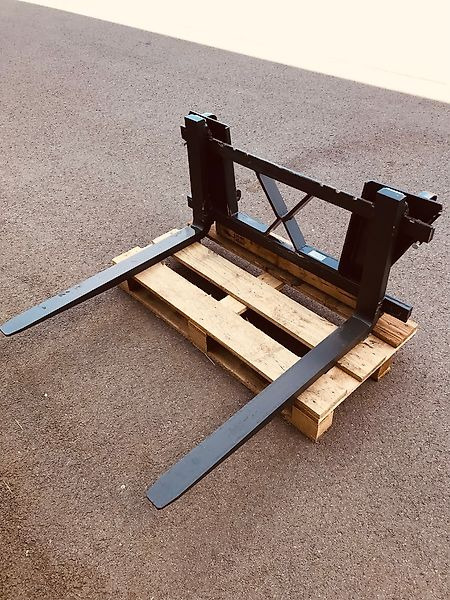 Palettengabel mit Euroaufnahme Gabelzinken - Forks: picture 1 Palettengabel mit Euroaufnahme Gabelzinken - Forks: picture 1