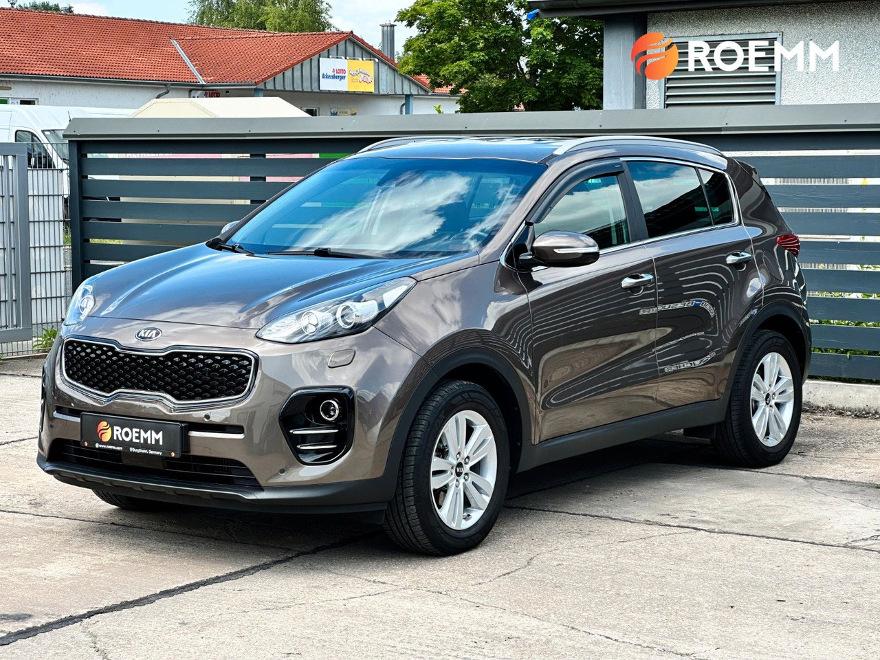 Kia Sportage Spirit 2WD*GARANTIE*JBL*Start/Stopp* - SUV: picture 1 Kia Sportage Spirit 2WD*GARANTIE*JBL*Start/Stopp* - SUV: picture 1