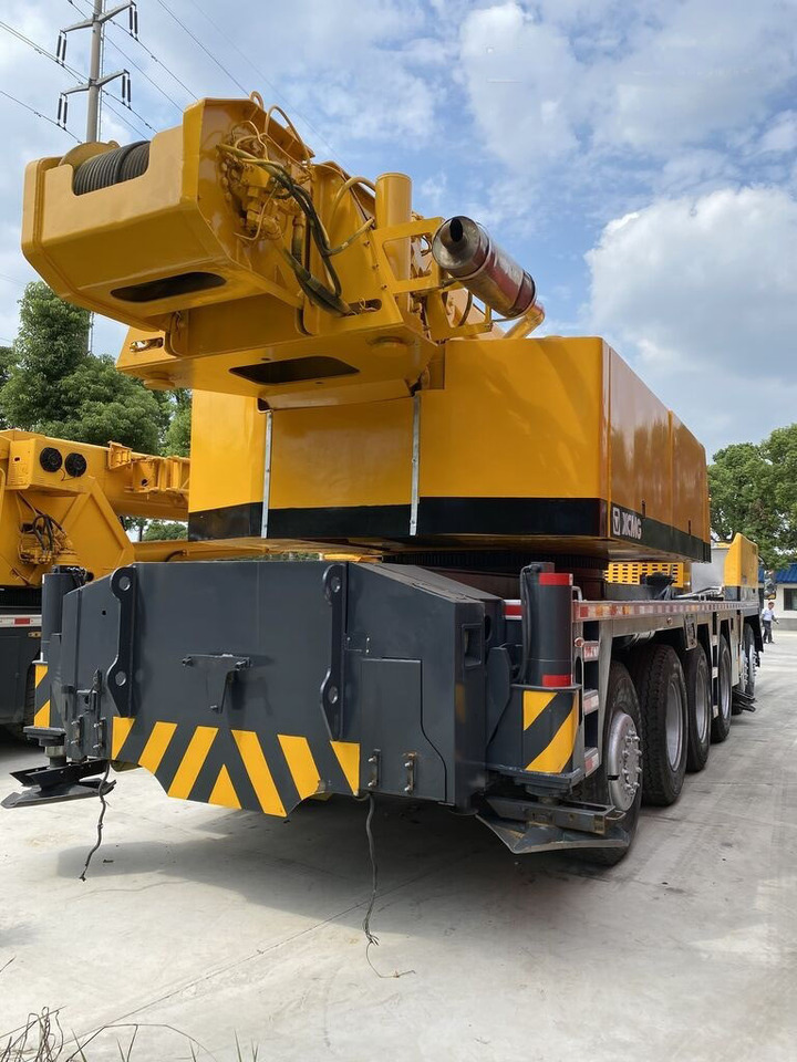 Leasing of XCMG Truck Crane XCMG QY100K QY100K-II Telescopic Boom 100 Ton in Hight Quality for Sale XCMG Truck Crane XCMG QY100K QY100K-II Telescopic Boom 100 Ton in Hight Quality for Sale: picture 8