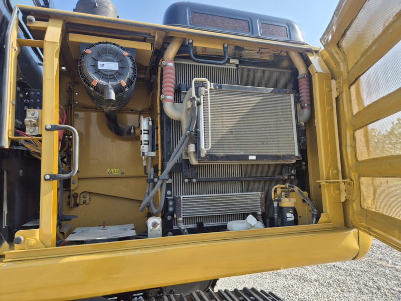 Crawler excavator Caterpillar 323ELN: picture 19