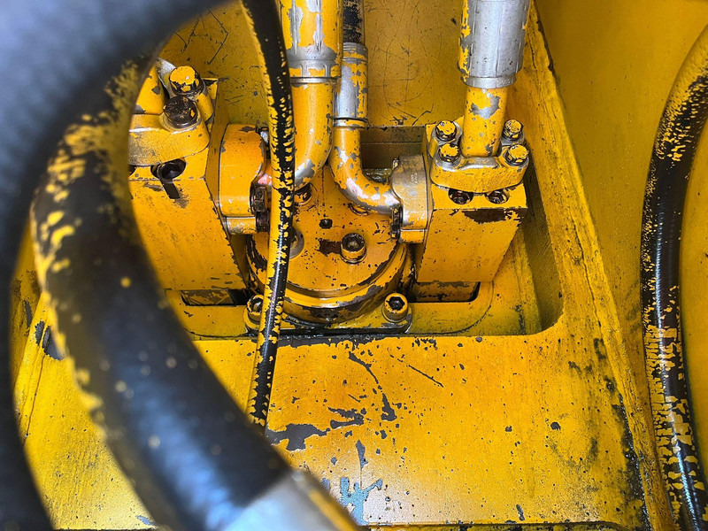 Genesis GXP 2500R - Demolition shears for Construction machinery: picture 4 Genesis GXP 2500R - Demolition shears for Construction machinery: picture 4