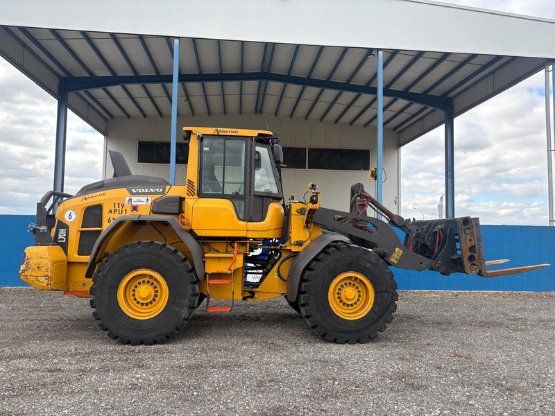 Volvo L70H - Wheel loader: picture 2 Volvo L70H - Wheel loader: picture 2