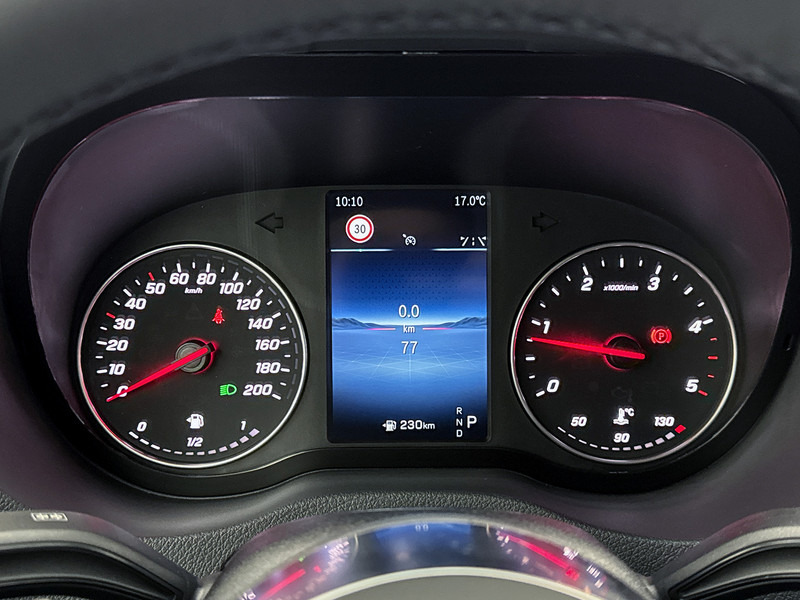 Mercedes-Benz Sprinter 317 1.9 CDI L2H2 Select Navigatie Trekhaak Betimmering Led Facelift BPM-vrij - Panel van: picture 5 Mercedes-Benz Sprinter 317 1.9 CDI L2H2 Select Navigatie Trekhaak Betimmering Led Facelift BPM-vrij - Panel van: picture 5