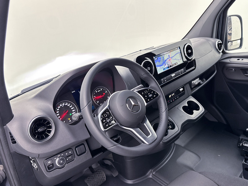 Mercedes-Benz Sprinter 419 1.9 CDI L2H2 Led Adaptieve Cruise Control 360 Graden Camera Navigatie Softclose Schuifdeur - Small van: picture 5 Mercedes-Benz Sprinter 419 1.9 CDI L2H2 Led Adaptieve Cruise Control 360 Graden Camera Navigatie Softclose Schuifdeur - Small van: picture 5