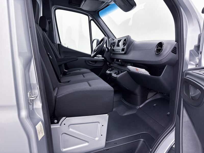 Box van Mercedes-Benz Sprinter 517 1.9 CDI Bakwagen Meubelbak 1000KG Laadklep Apple Carplay/Android Auto Cruise Control: picture 17