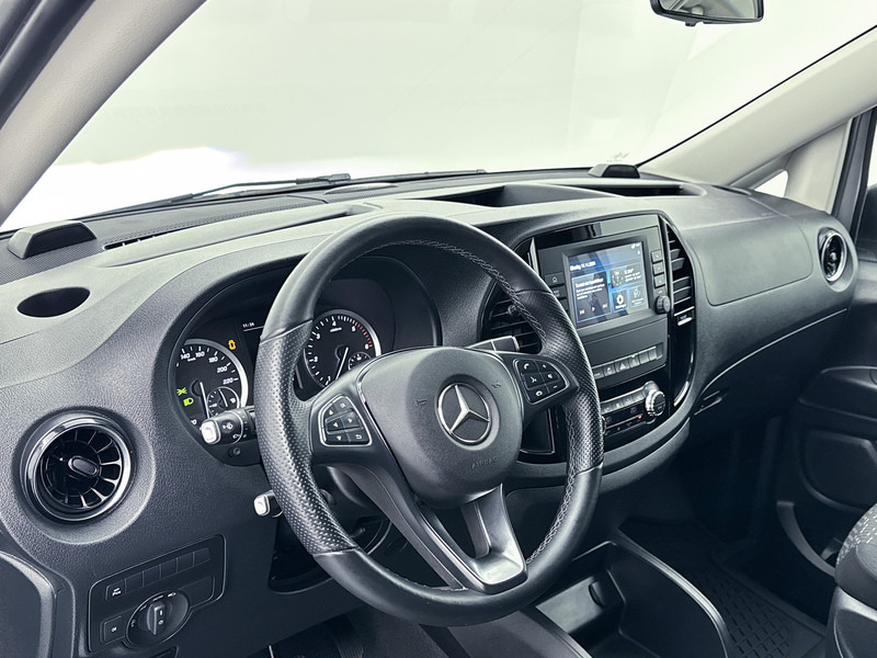 Mercedes-Benz Vito 114 CDI Lang Trekhaak LED Apple Carplay/Android Auto Achteruitrijcamera Cruise Control Betimmering - Small van: picture 4 Mercedes-Benz Vito 114 CDI Lang Trekhaak LED Apple Carplay/Android Auto Achteruitrijcamera Cruise Control Betimmering - Small van: picture 4
