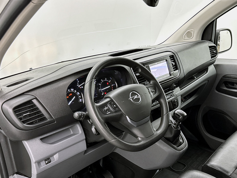 Opel Vivaro 2.0 CDTI L3H1 145pk Edition Trekhaak Navigatie Cruise Control Stuurbediening Parkeersensoren - Panel van: picture 5 Opel Vivaro 2.0 CDTI L3H1 145pk Edition Trekhaak Navigatie Cruise Control Stuurbediening Parkeersensoren - Panel van: picture 5