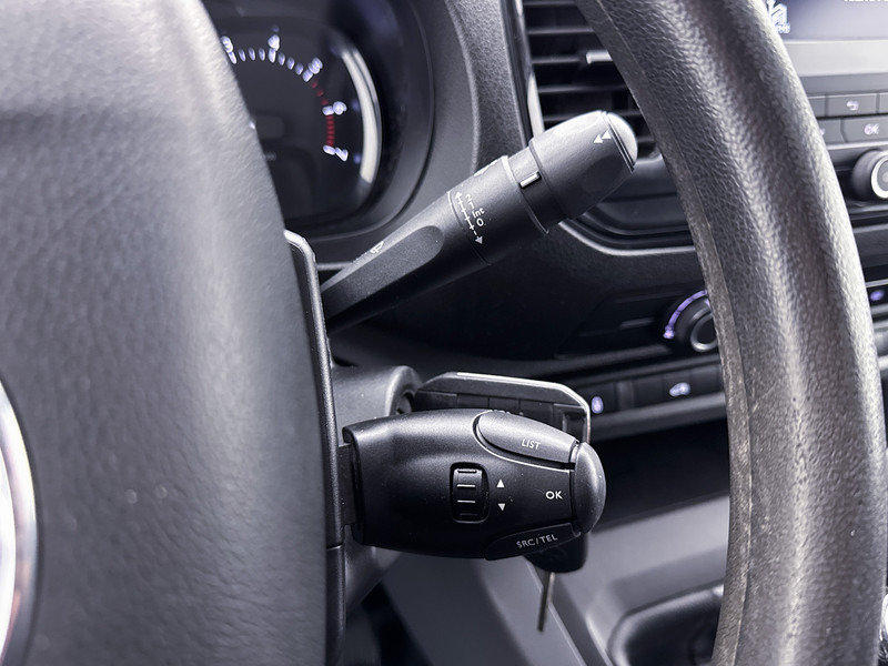 Small van, Combi van Toyota ProAce Compact 1.5 D-4D Cool Comfort Trekhaak Cruise Control Inrichting: picture 10