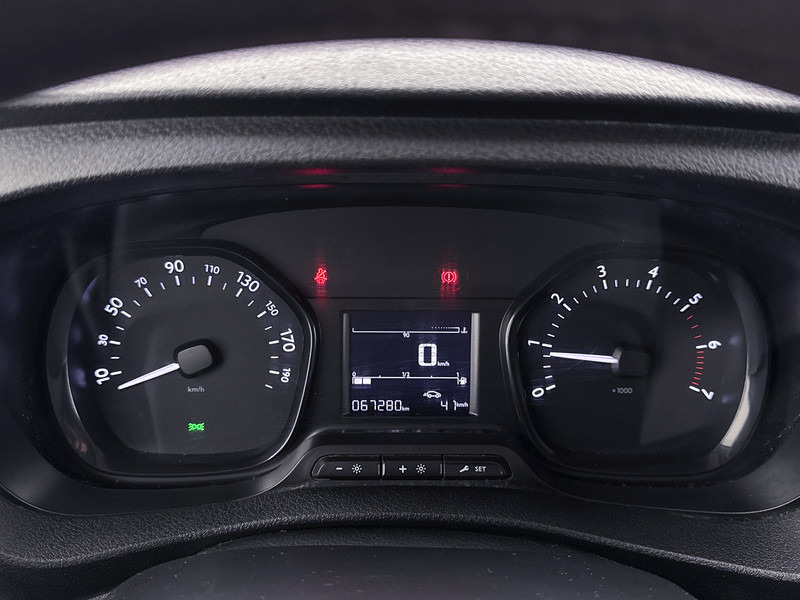 Small van, Combi van Toyota ProAce Compact 1.5 D-4D Cool Comfort Trekhaak Cruise Control Inrichting: picture 6