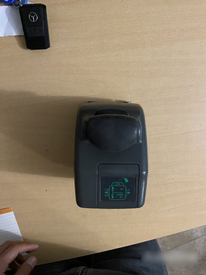 Mercedes-Benz Selector Lever Module, transmission shift , schimbator actros se truck - Gear stick for Truck: picture 2 Mercedes-Benz Selector Lever Module, transmission shift , schimbator actros se truck - Gear stick for Truck: picture 2