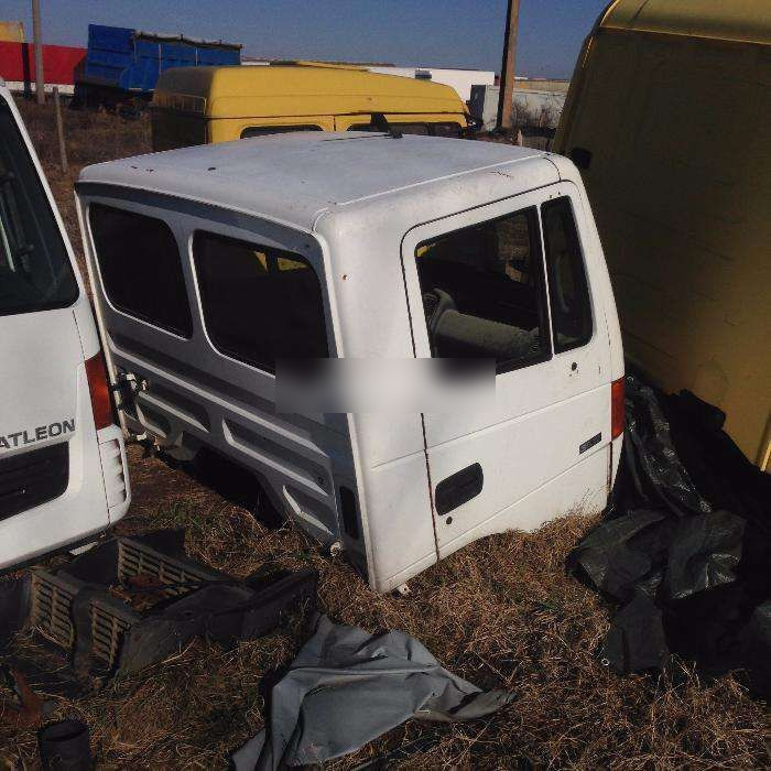 Nissan ATLEON - Cab for Truck: picture 5 Nissan ATLEON - Cab for Truck: picture 5