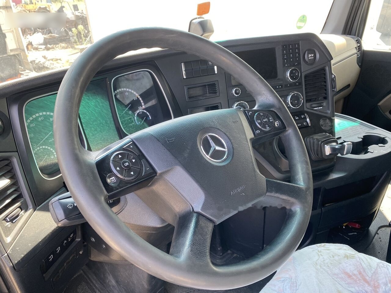 Tractor unit Mercedes-Benz ACTROS 1843 4x2 MP4 STANDARD / 650 km / 24% consumption / TOPPP: picture 7