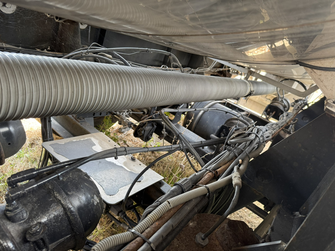 Leasing of Transport lichide ALIMENTARE HLW STA 36 INOX ALIMENTAR AZOR AGRICULTURA Transport lichide ALIMENTARE HLW STA 36 INOX ALIMENTAR AZOR AGRICULTURA: picture 11 Leasing of Transport lichide ALIMENTARE HLW STA 36 INOX ALIMENTAR AZOR AGRICULTURA Transport lichide ALIMENTARE HLW STA 36 INOX ALIMENTAR AZOR AGRICULTURA: picture 11