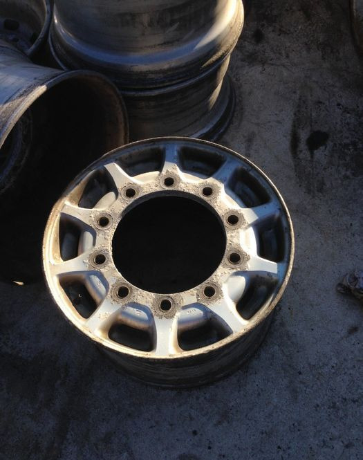 Vand jante aluminiu/tabla pentru camioane/ remorci - Rim for Truck: picture 4 Vand jante aluminiu/tabla pentru camioane/ remorci - Rim for Truck: picture 4