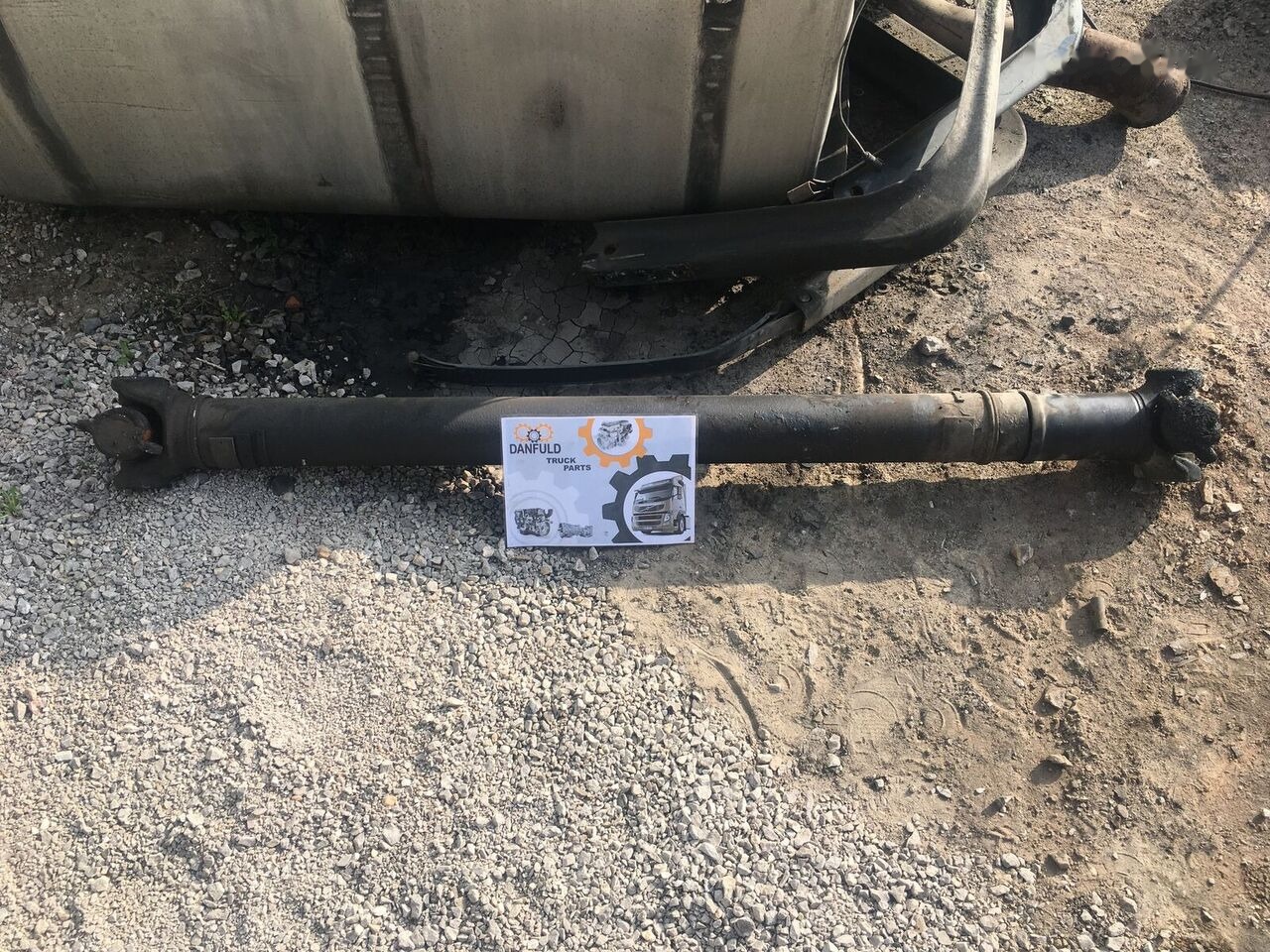 Scania 114L truck - Propeller shaft for Truck: picture 1 Scania 114L truck - Propeller shaft for Truck: picture 1