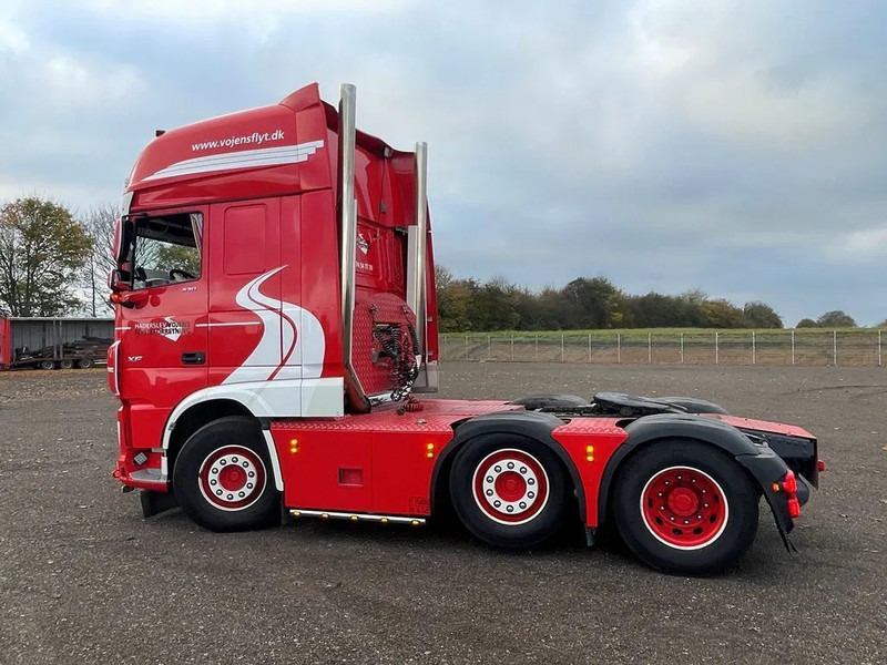 Tractor unit DAF XF 530 Twensteer Special interior. Full Air suspension Hydr. system: picture 6