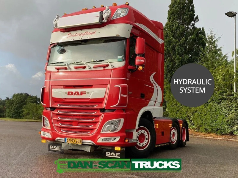Tractor unit DAF XF 530 Twensteer Special interior. Full Air suspension Hydr. system: picture 13