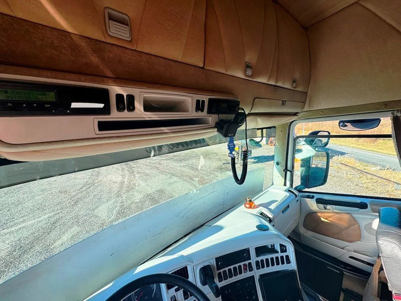Tractor unit Scania R620-V8 Special Interior. hydr. system. Air / Air suspension: picture 18