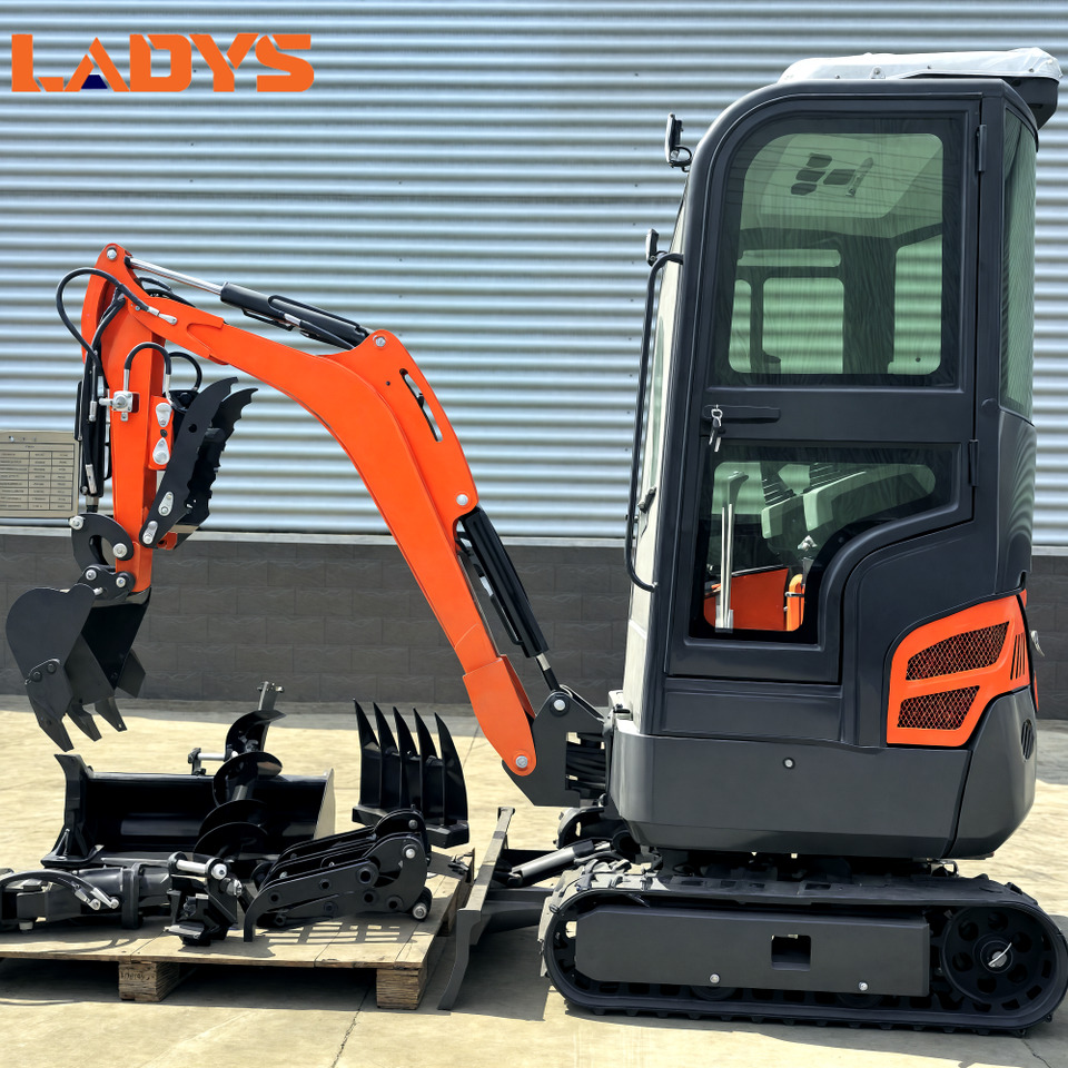 LADYS Mini Excavator CE Certification Kubota Engine(Factory Outlet) Mini Pelle Minibagger Minikoparka Miniexcavadora - Mini excavator: picture 2 LADYS Mini Excavator CE Certification Kubota Engine(Factory Outlet) Mini Pelle Minibagger Minikoparka Miniexcavadora - Mini excavator: picture 2
