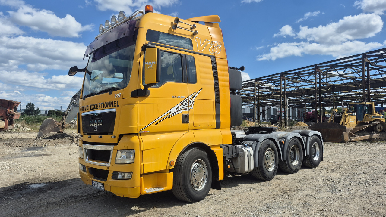 MAN TGX 41.680 - Tractor unit: picture 2 MAN TGX 41.680 - Tractor unit: picture 2