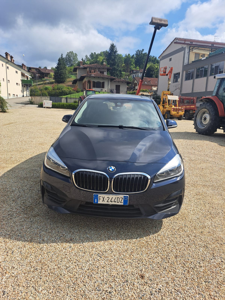 BMW 216 D ACTIVE TOURER - Sedan: picture 3 BMW 216 D ACTIVE TOURER - Sedan: picture 3