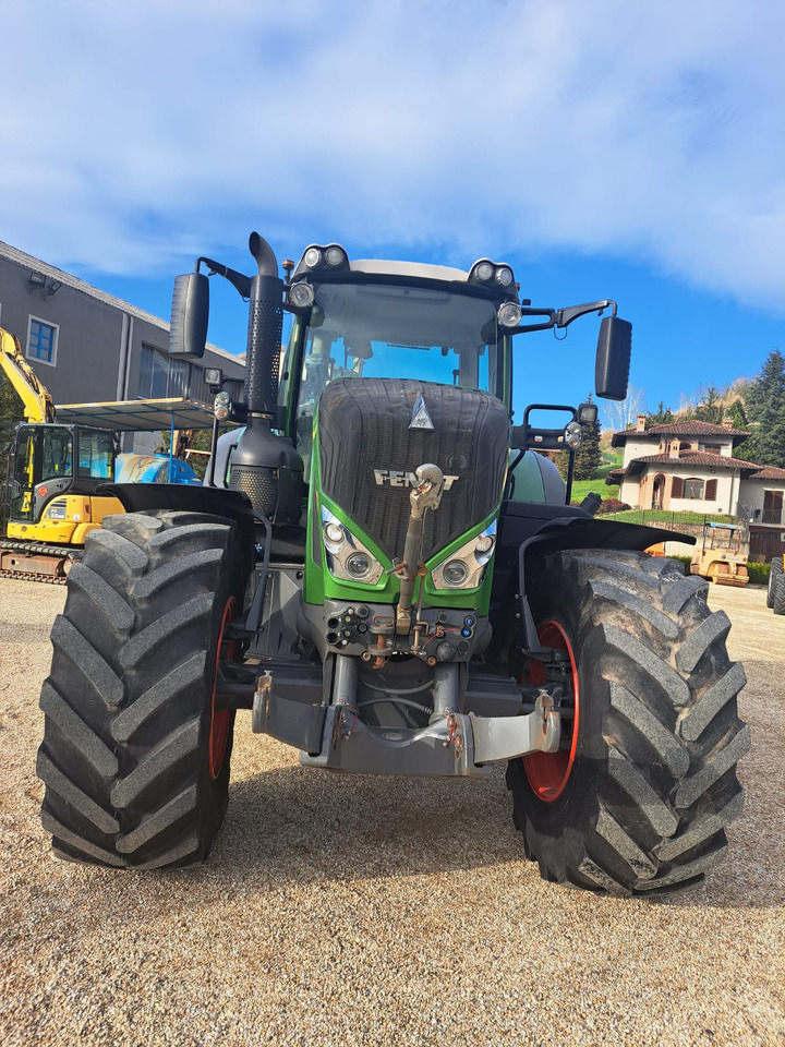 FENDT 828 - Farm tractor: picture 3 FENDT 828 - Farm tractor: picture 3