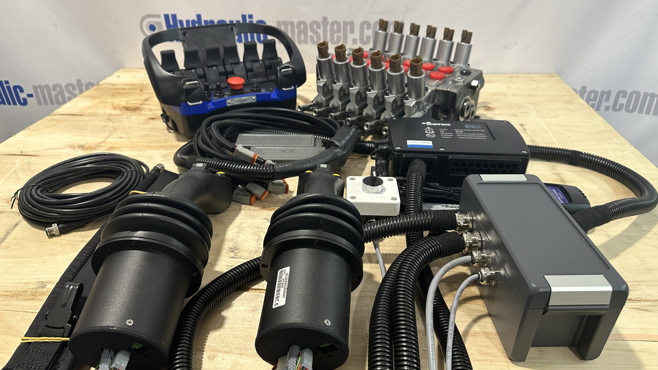Forestry equipment Proportional Valve Walvoil DPX100 with Control Scanreco RC400 and JP Joysticks Danfoss for Parker, Nordhyraulic, Fassi, Hiab: picture 13