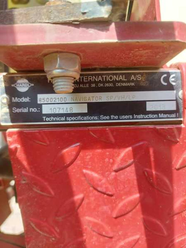 Hardi NAVIGATOR 4000L 27M - Trailed sprayer: picture 2 Hardi NAVIGATOR 4000L 27M - Trailed sprayer: picture 2