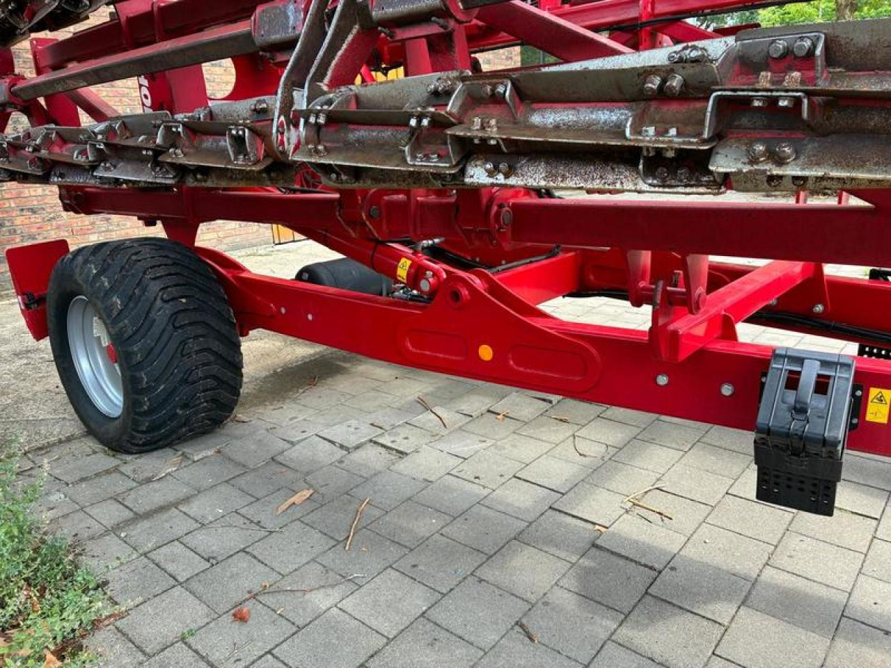 Horsch CULTRO 12 TC DOPPELMESSERWALZE - Soil tillage equipment: picture 3 Horsch CULTRO 12 TC DOPPELMESSERWALZE - Soil tillage equipment: picture 3