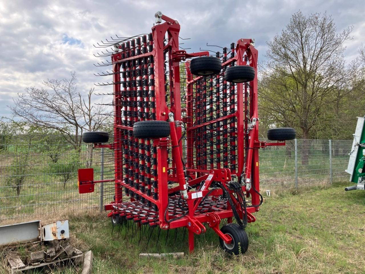 Horsch CURA 12 ST - Soil tillage equipment: picture 3 Horsch CURA 12 ST - Soil tillage equipment: picture 3