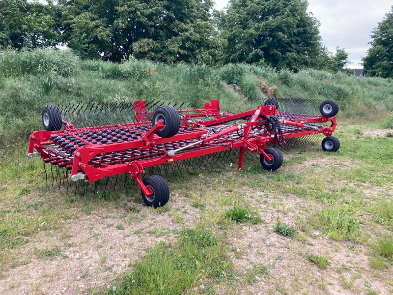 Horsch CURA 12 ST - Soil tillage equipment: picture 1 Horsch CURA 12 ST - Soil tillage equipment: picture 1