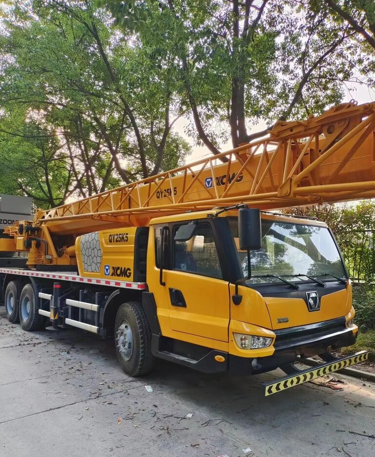 XCMG QY25K5 - Mobile crane: picture 3 XCMG QY25K5 - Mobile crane: picture 3