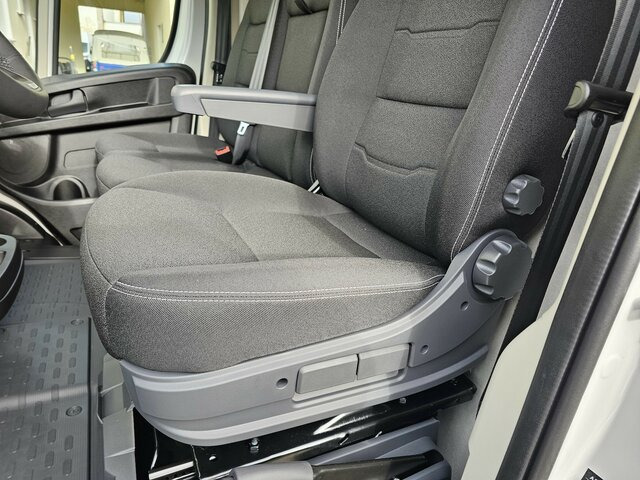 FIAT Ducato 35 L3H2 MAXI 13m³ 180 teilverglast... - Panel van: picture 2 FIAT Ducato 35 L3H2 MAXI 13m³ 180 teilverglast... - Panel van: picture 2